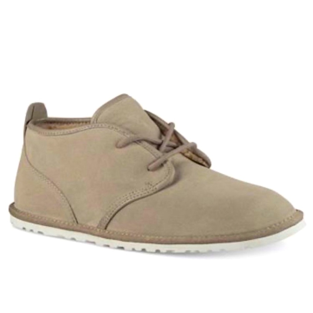 Brand new Ugg maskin